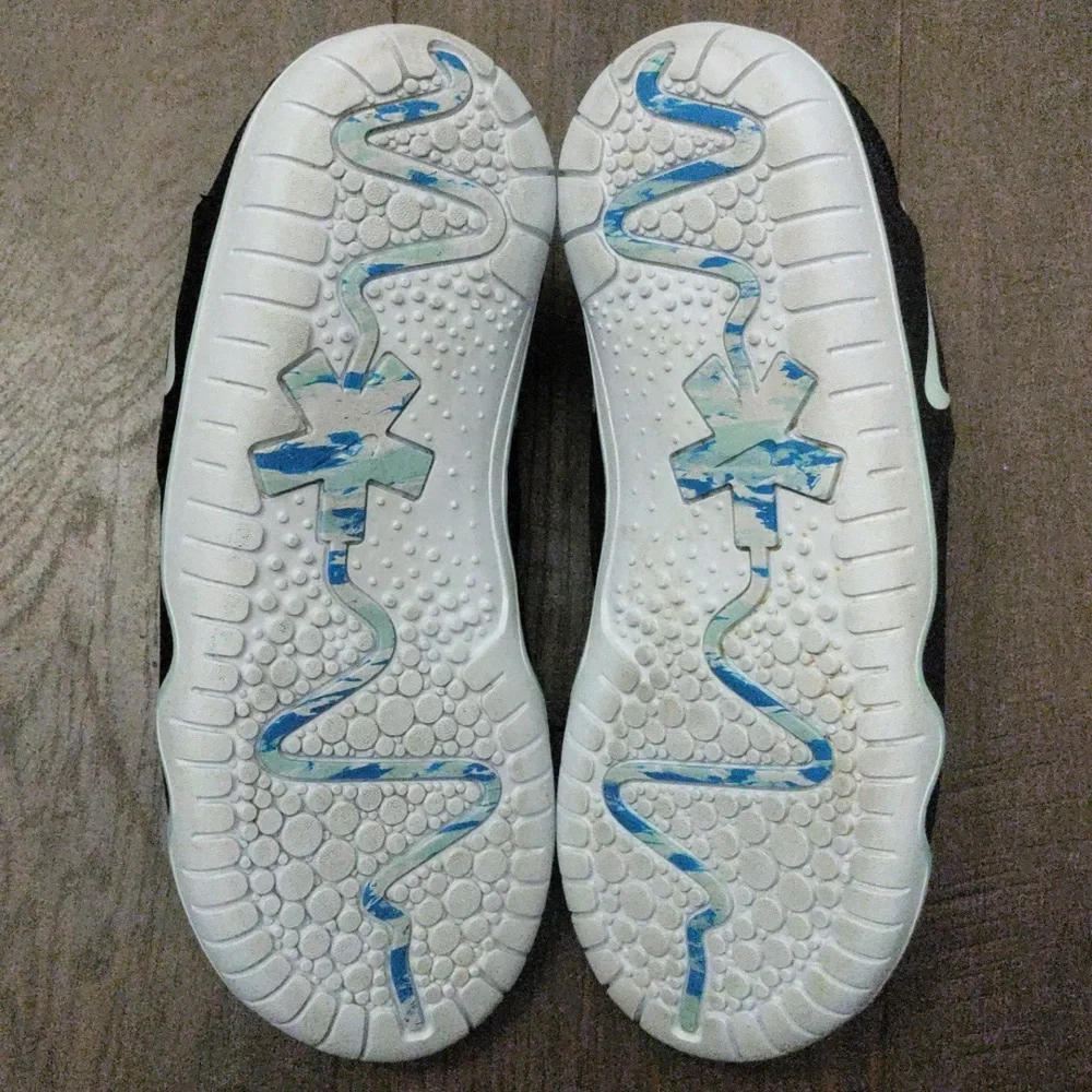 Nike "Zoom Pulse" Nursing Shoes/Sneakers_10